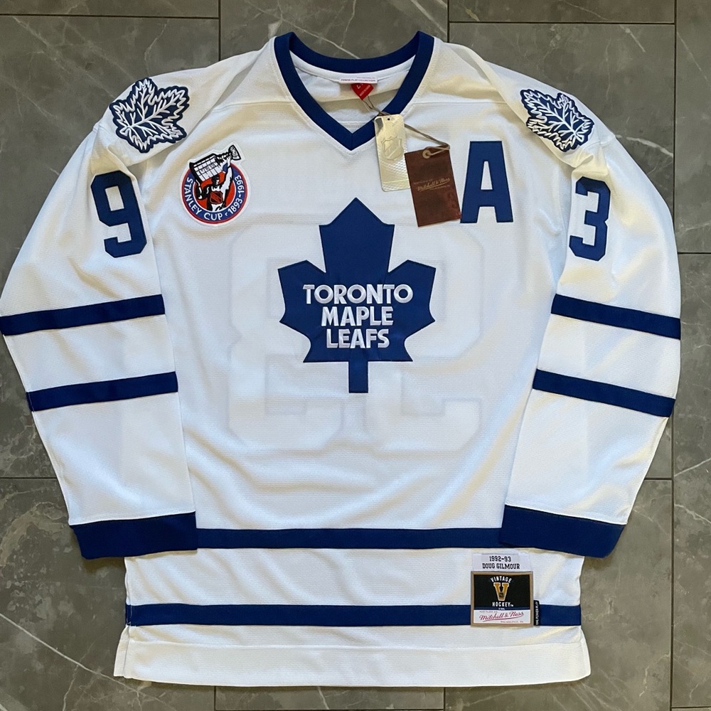 Toronto Maple Leafs Doug Gilmour ‘92/‘93 Jersey - Mitchell & Ness